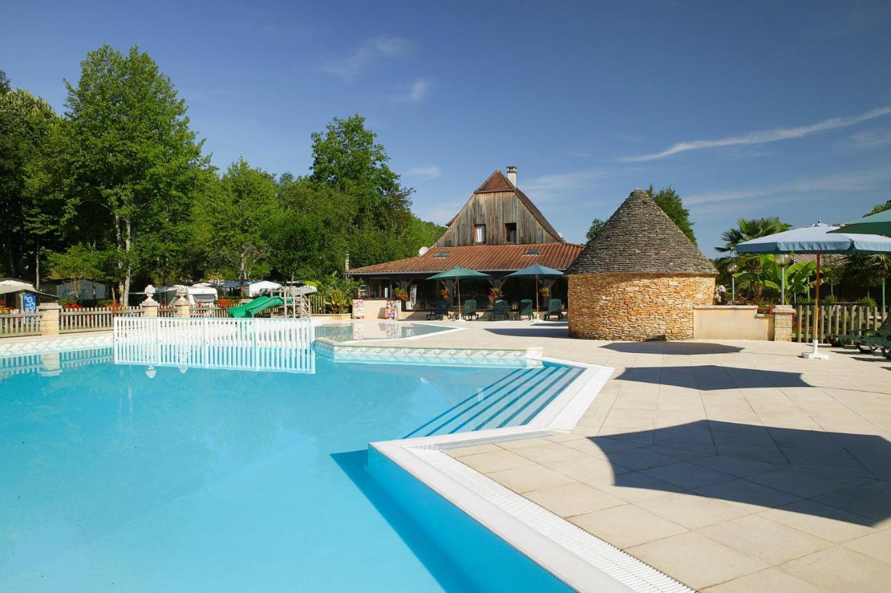 Camping Sunissim Le Moulin Du Roch 5 Stars By Locatour 호텔 사흘라 라 카네다 외부 사진